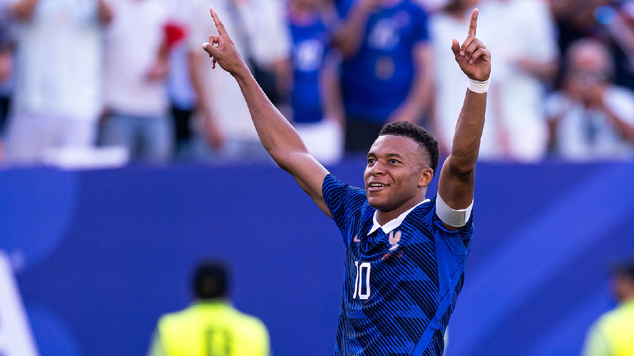 Ballon d'Or 2026 : La nouvelle surprise pour Kylian Mbappé !