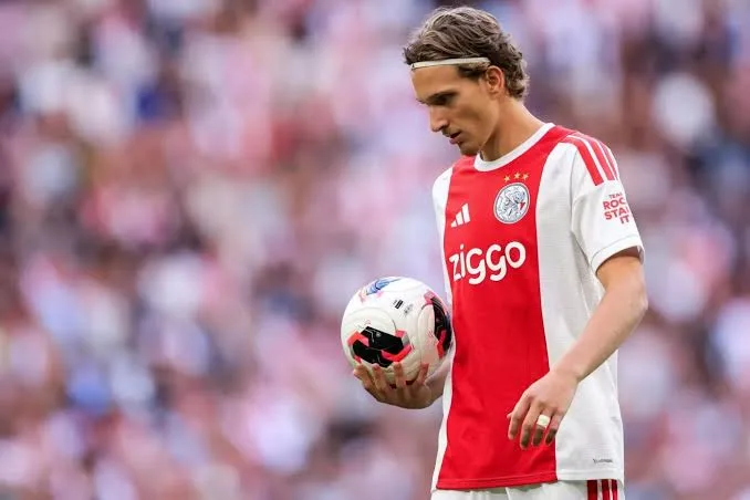 Le PSG s’offre la pépite de l’Ajax pour 55 M€ !