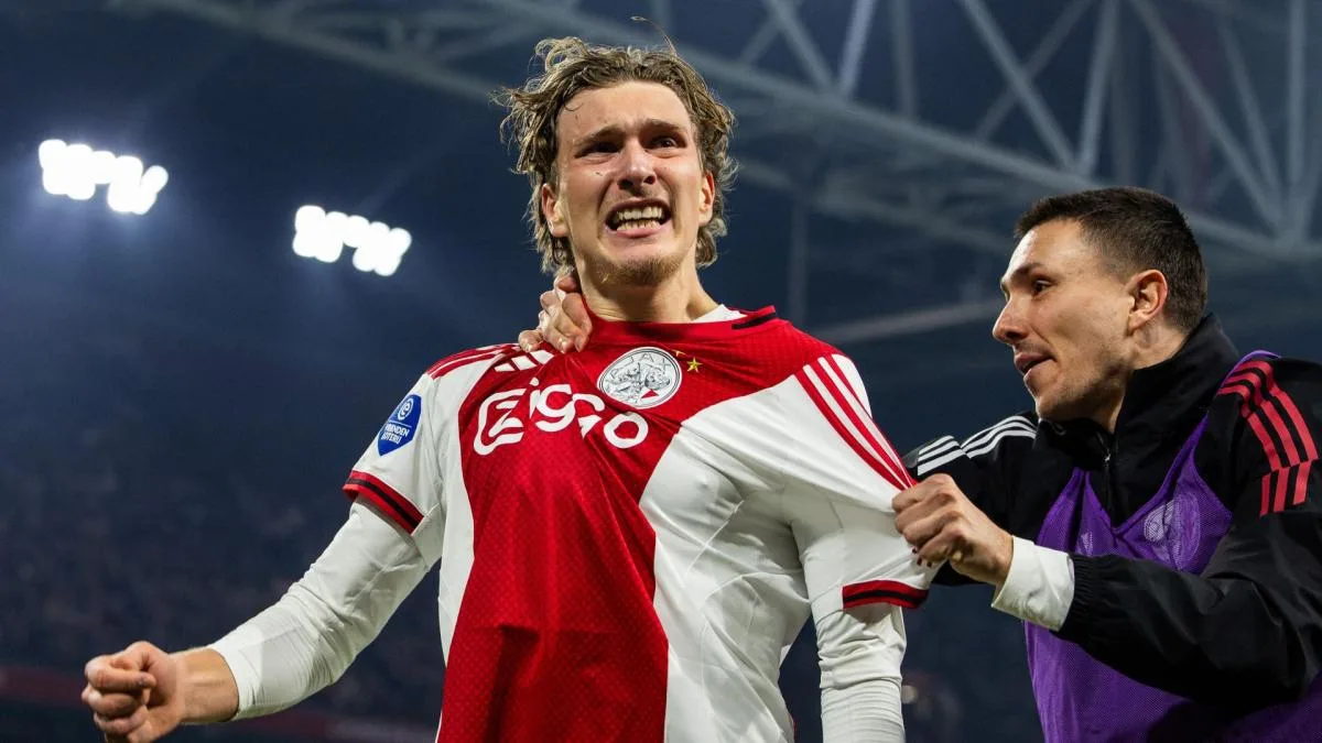 Ajax : les discussions avec le PSG sont en cours pour Mika Godts